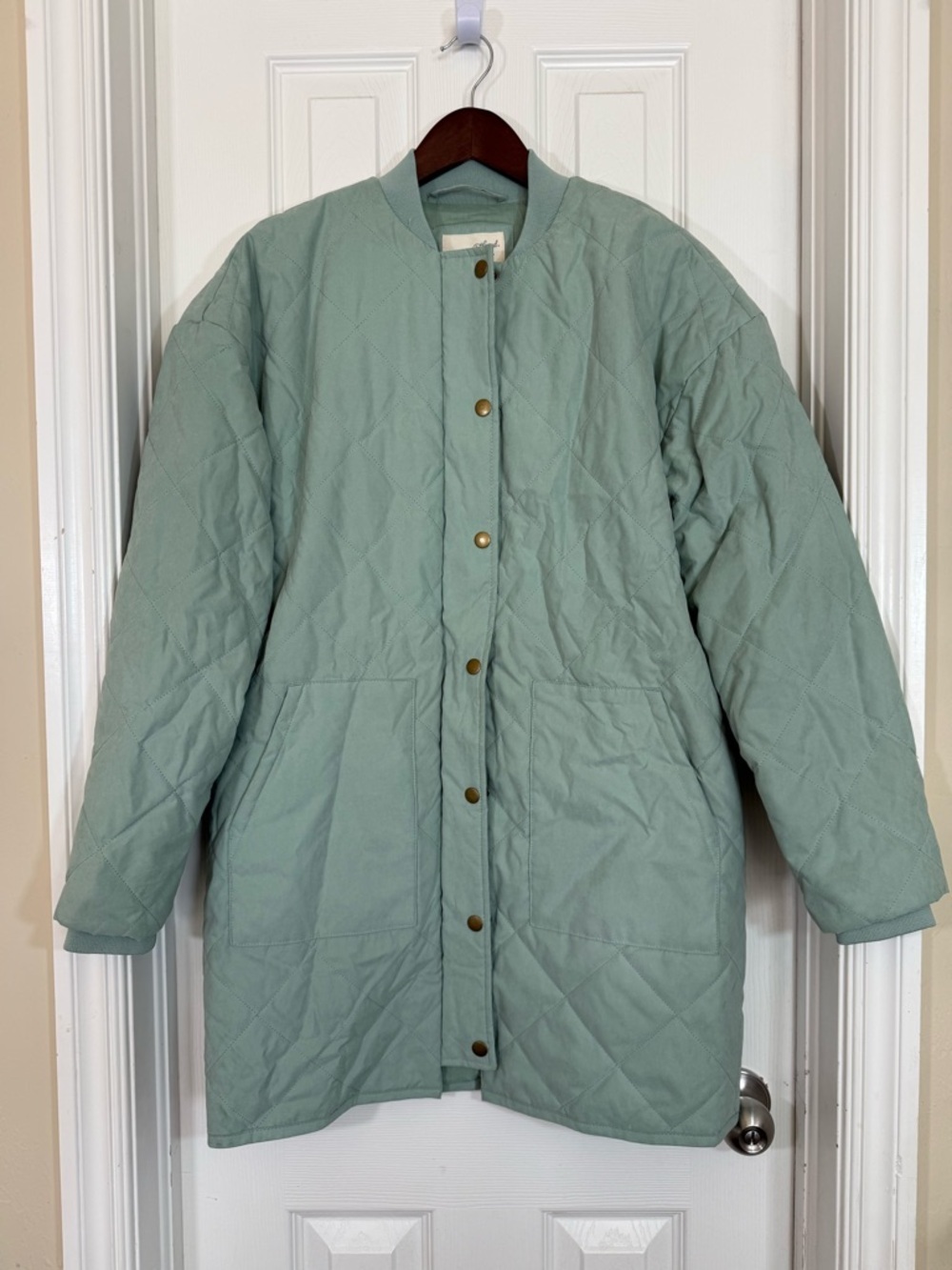 Universal Thread Quilted Sage Green Puffer Coat